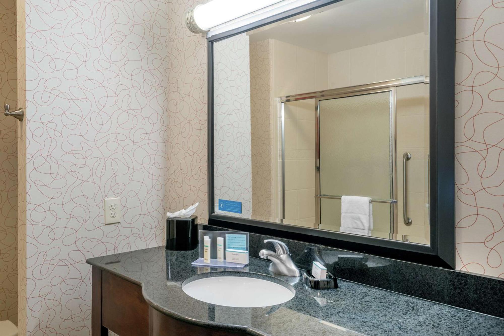 Hampton Inn Richmond - Airport Sandston Eksteriør billede